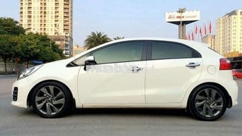 2015 1.4 AT Sedan - 100000 km