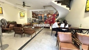 BÁN NHÀ ĐỘI CẤN – Ô TÔ TRÁNH – KINH DOANH SIÊU ĐỈNH – 108m² – 5 TẦNG