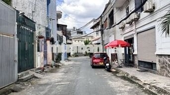 Xe hơi 7 chỗ vô nhà 4 tầng mới xây -Ngay Khu Bàu Cát -54m2 Chỉ 7.879tỷ