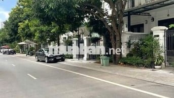 Cho thuê nhà 4 tầng đường Nguyệt Quế 22 - Vinhomes Riverside Long Biên