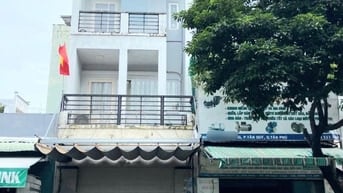 Cho thuê nhà mặt tiền KD gần chợ Tân Hương, 1 trệt 3 Lầu 4mx16m