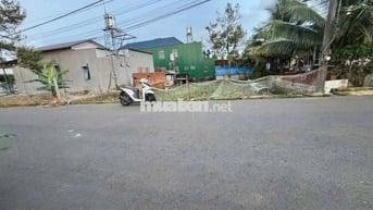 Đất ngộp sài gòn 2400m2 giá 550tr bao sổ