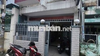 Nhà DT lớn giáp Q5, DTSD 146m vuông, 4PN, cách Q5 Q1 vài phút đi xe