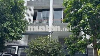 Siêu Phẩm Toà Văn Phòng 8m có Hầm