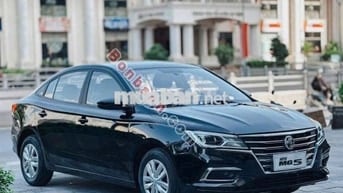 MG 5 1.5 MT 2025