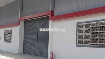 Cho thuê kho xưởng 1.680m², QL1A, Cần Giuộc, Long An , đường container