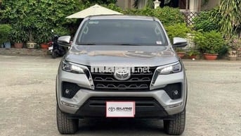 Toyota Fortuner 2020 2.4G 4x2 MT - 105000 km
