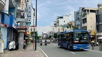 5 TẤM MẶT TIỀN KD. 101M VUÔNG A4. KẾ BÊN TRƯỜNG IUH. CHO THUÊ 50TR/TH