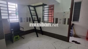 PHÒNG CÓ GÁC FULL NỘI THẤT NGAY ĐH HUTECH, HỒNG BÀNG, UEF, FTU, UTH