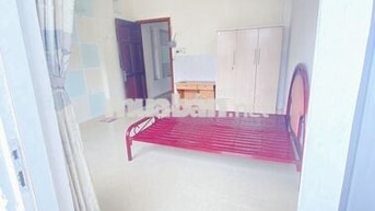 Phòng trọ 25m2 đường Trường Sa, Q.Tân Bình (gần chợ Phạm Văn Hai)