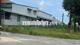 Chủ gửi ra gấp lô đất mặt tiền 9m
