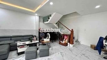 CÁCH MẶT TIỀN ĐƯỜNG NGUYỄN VĂN ĐẬU 10m ,Nhà mới xây ,chiều ngang lớn