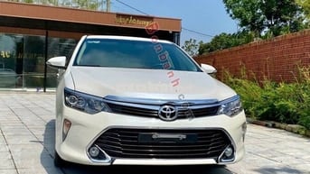 Toyota Camry 2.0E 2019 - 666 Triệu