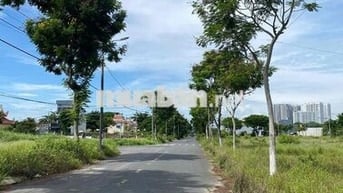 Bán lô Việt Bắc khu biển Tân Trà sạch đẹp giá đầu tư