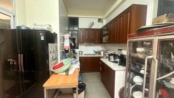 Mặt ngõ Đội Cấn-rộng 108m2, mặt tiền khủng, 2 thoáng, làm ăn Phát Tài 