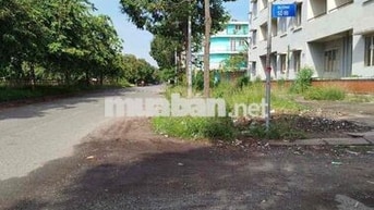 Cho thuê căn hộ 2MT ngay góc B1.3 Vĩnh Lộc B, Bình Chánh,4tr