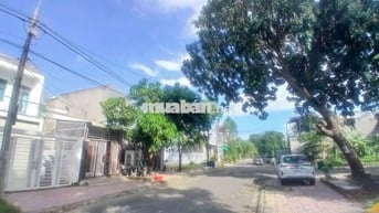 Nhà B10/17 khu dân cư Lavender