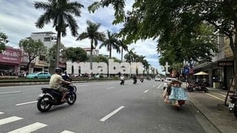 CHO THUÊ NGUYÊN CĂN MẶT TIỀN ĐIỆN BIÊN PHỦ, 3 Lầu.
