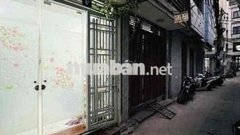 Mặt Ngõ Hoàng Hoa Thám - Trước Nhà Hơn 3m- 33m2 Nở Hậu - Chỉ Hơn 7 Tỷ
