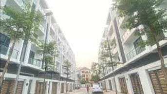 Bán căn nhà liền kề  ngõ 196 Hồ Tùng Mậu, 80m² 6 tầng, thang máy giá 2