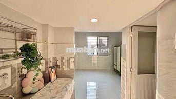 PHÒNG TRỌ CÓ GÁC CỬA SỔ LỚN HƯỚNG BÌNH MINH CHILL KHỎI PHẢI LÓI