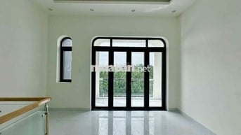 Chủ Cần Tiền Cần Bán Gấp Nhà Xây Mới Ngay Biên Hòa, vị trí trung tâm