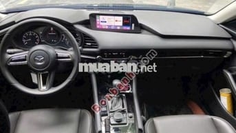Mazda 3 1.5L Luxury 2025