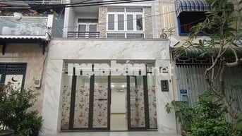 Nhà Khu Ao sen Tên lửa có máy lạnh Dt 5x20. 6 phòng 25 Triệu