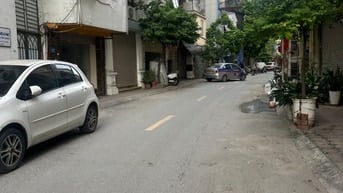 Bán nhà 75 m x1 tầng , trong ngõ phố Liễu Giai, quận Bđs, gần quận uỷ