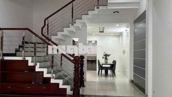 Cho thuê nhà 3 tầng đường Nguyễn Hiến Lê Hoà Xuâ n