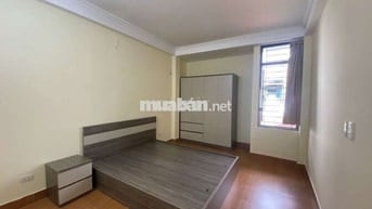 Phòng trọ 20m2 đường Giáp Bát gần trường học,chợ thuận tiện đi lại