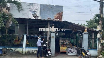 Nhà mặt tiền đường Nguyễn Kim Cương