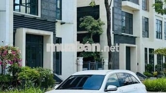 Mercedes Benz GLC 2020 200 4MATIC - 60000 km