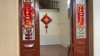 Cho thuê nhà ngõ 102 Kim Ngưu, HBT, DT  50m2 x 2,5 tầng, 2 phòng ngủ