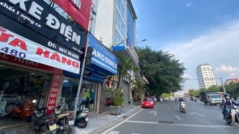 Cho thuê mặt phố ĐẠI CỒ VIỆT - Hoa Lư 80m2 mặt tiền 4,5m view thoáng