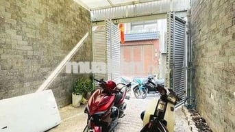 NHÀ 3 TẦNG SÀN GỖ CAO CẤP KHU LÊ VĂN SỸ