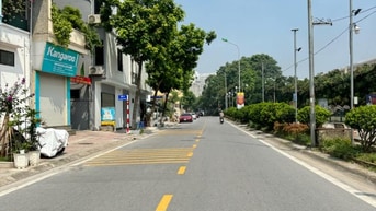 Đón Đầu Tiềm Năng Tăng Giá: Phố Tạ Đông Trung - Gia Thụy ( Long Biên).