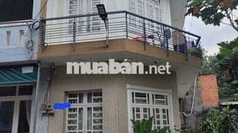👉Cần Bán nhà Gốc 2mặt tiền 1trệt 1lầu 2pn 2wc 1bếp DT 4x10 Sổ hoàn c