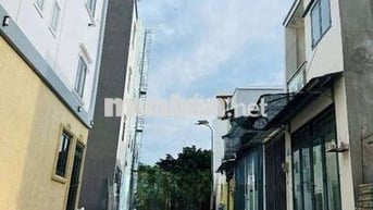 BÁN ĐẤT ĐẸP SÁT TỈN.H LỘ 10 - KHU TÊN LỬ.A - HẺM ÔTÔ - NH ( 9X18M )