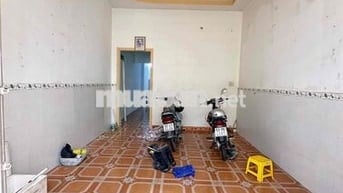 nhà cho thue 4p 3wc 4m x 18m 1 lầu  hxh khu bàu cát p14 tân bình