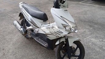 Air Blade trắng 2013, đề nổ 1 phát, ăn xăng cực ít