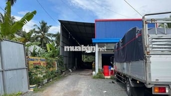 Đất nhà xưởng kho bãi + 1 cửa hàng đang bán và 1 nhà ở