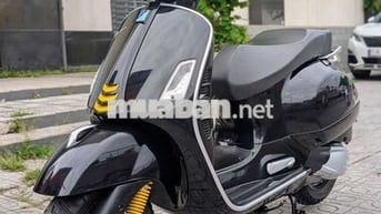 GTS SuperTech 300 HPE Màu Đen 2022