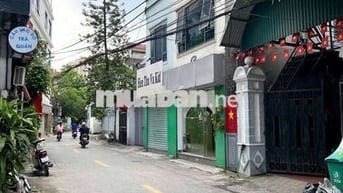Ngõ Thông Ô TÔ Tránh Nhà Cho Thuê Thạch Bàn Long Biên 45m4 tầng giá10t