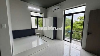 SIÊU PHẨM MỚI XÂY GẦN UEH VÀ VHU CƠ SỞ N , ĐẦY ĐỦ NỘI THẤT