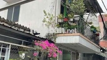 Bán nhà gần chợ Hiệp Bình Phước