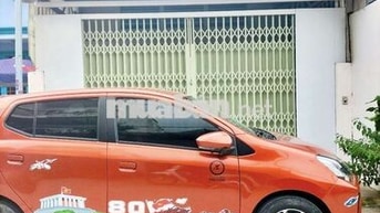 Lê Văn Quới ,DT: 5x20m ,đường rộng 10 mét