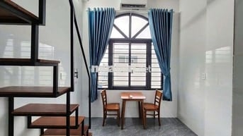 Duplex sinh viên ở 3-4 người. Full nội thất sẵn ở liền. Thuê ngắn hạn