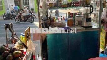 Mặt bằng 40m2 mặt tiền đường 18m ( 2 chiều ) Q6. giá 4tr