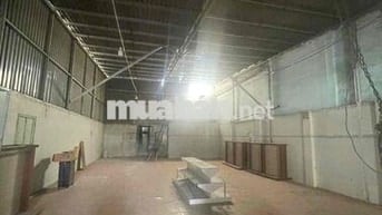 Cho thuê kho 250m2 có 3 pha gần chợ Dĩ An 1